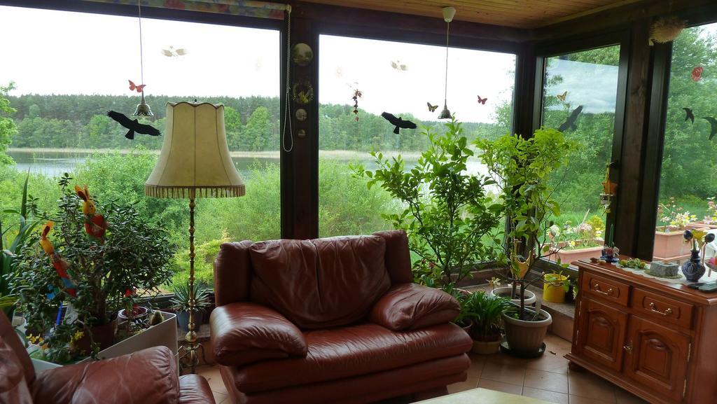 Bungalow Am Kuestrinsee Bei Lychen Ngoại thất bức ảnh